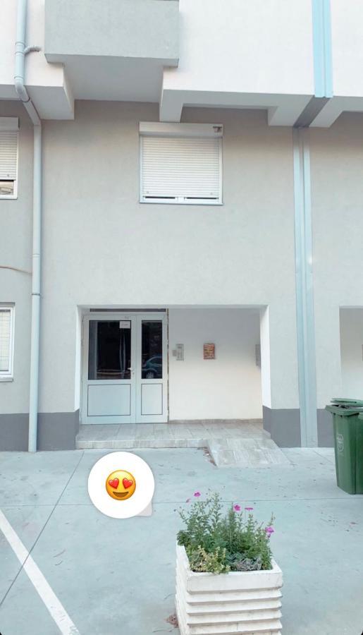 New Cozy Apartment Скопье Экстерьер фото
